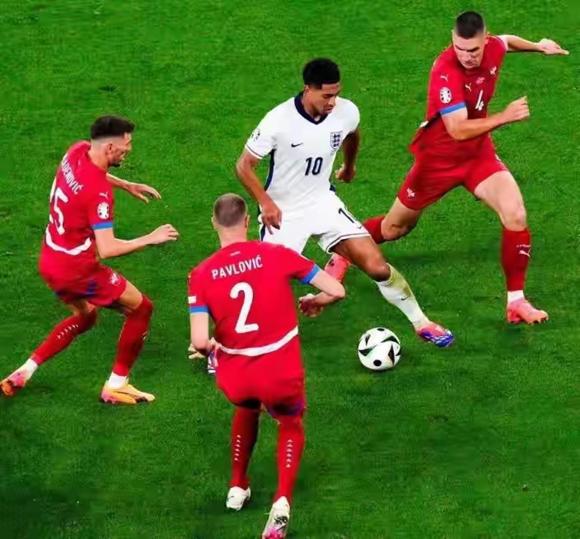 波兰力克尤文,贝林厄姆带队取胜 波兰力克尤文,贝林厄姆带队取胜