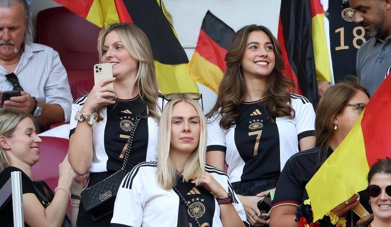 德国队完胜印尼队,安赛龙刷新纪录 德国队完胜印尼队,安赛龙刷新纪录